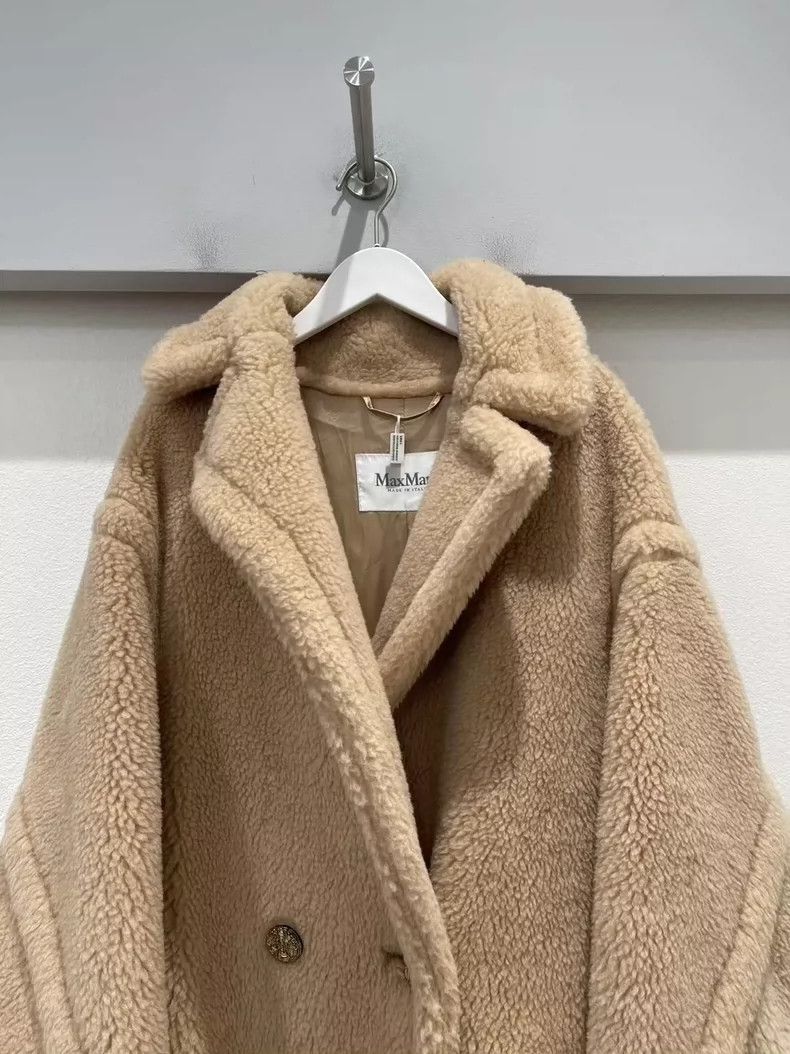 Max Mara MaxMara Beige Gold Button Teddy Coat Size S / US 4 / IT 40 - 4 Thumbnail