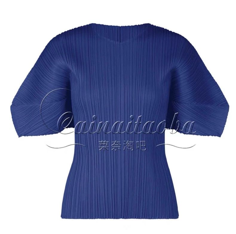 Issey Miyake Pleats Please Round Neck Short Sleeve Top -dmc Size US M / EU 48-50 / 2 - 3 Thumbnail