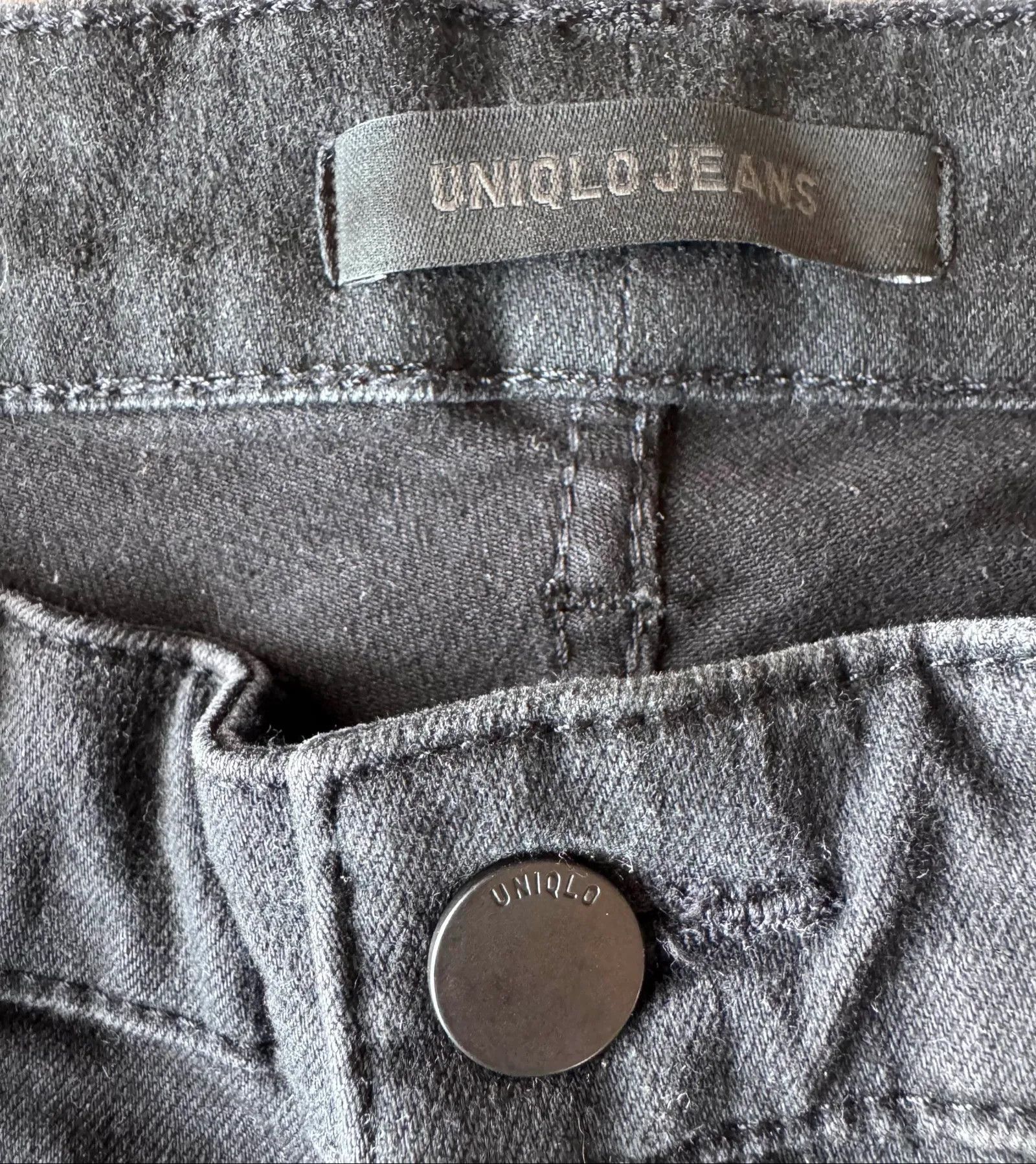 Uniqlo Uniqlo Jeans Svarta Jeans Dam/man Jeans Size US 32 / EU 48 - 4 Thumbnail