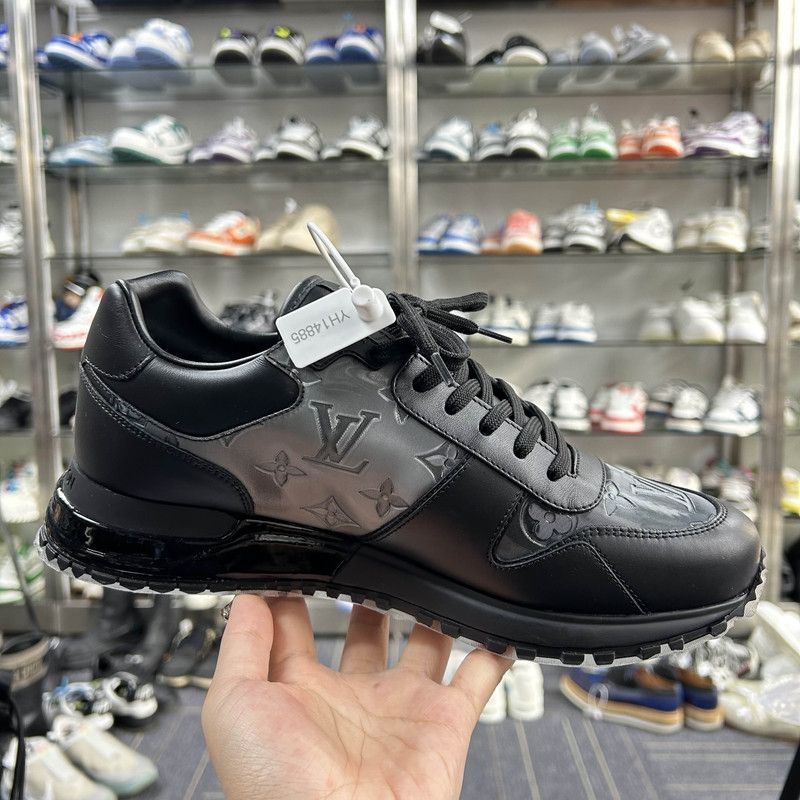 Louis Vuitton Louis Vuitton Run Away Low-Top Sneakers in Black 0079 Size US 8.5 / EU 41-42 - 7 Thumbnail