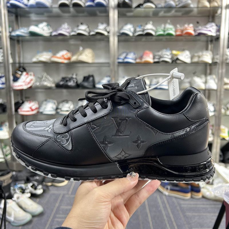 Louis Vuitton Louis Vuitton Run Away Low-Top Sneakers in Black 0079 Size US 8.5 / EU 41-42 - 6 Thumbnail