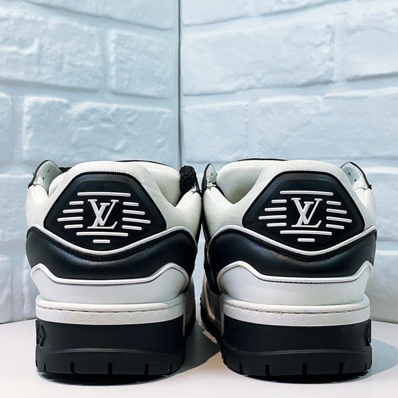 Louis Vuitton Louis Vuitton Trainer Maxi Low Top Sneakers 0079 Size US 8 / EU 41 - 4 Thumbnail