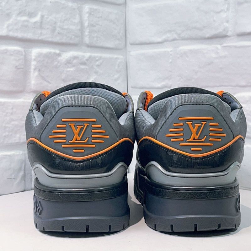 Louis Vuitton Louis Vuitton Trainer Maxi Sneakers with Beads 0079 Size US 8 / EU 41 - 3 Thumbnail
