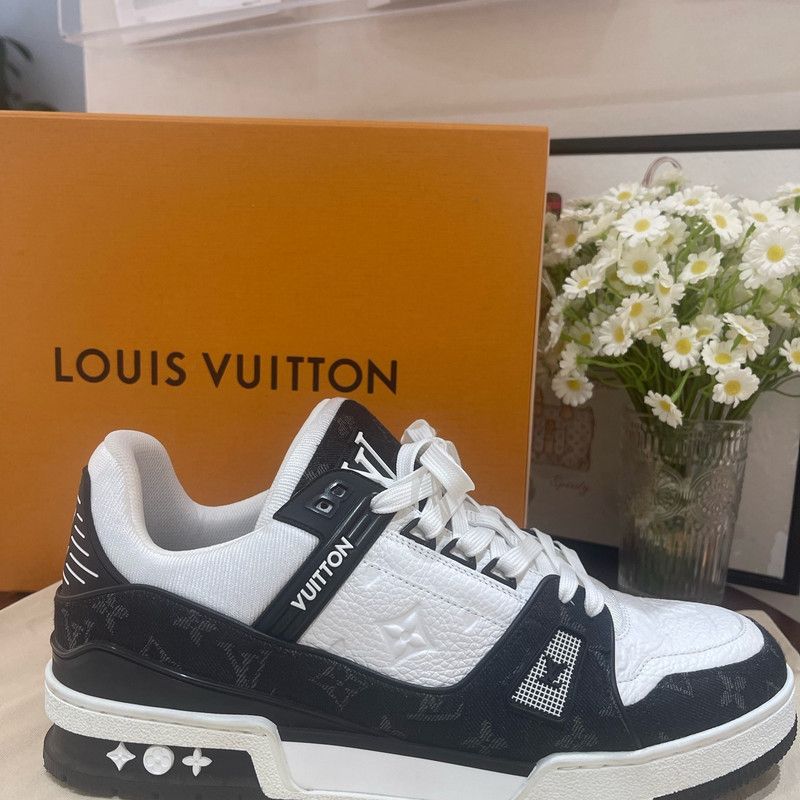 Louis Vuitton Louis Vuitton Panda Print Trainer Low-Top Sneakers 0079 Size US 9.5 / EU 42-43 - 5 Thumbnail