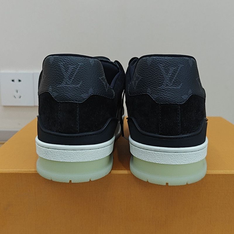 Louis Vuitton Louis Vuitton Trainer Stylish Low-top Sneakers 0079 Size US 9.5 / EU 42-43 - 3 Thumbnail