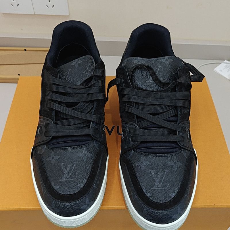 Louis Vuitton Louis Vuitton Trainer Stylish Low-top Sneakers 0079 Size US 9.5 / EU 42-43 - 2 Thumbnail