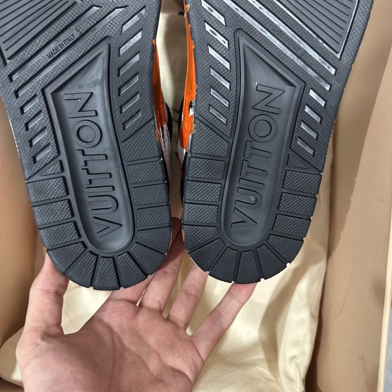 Louis Vuitton Louis Vuitton Artist Collaboration Painted Low-Top Sneakers 0079 Size US 8 / EU 41 - 9 Thumbnail