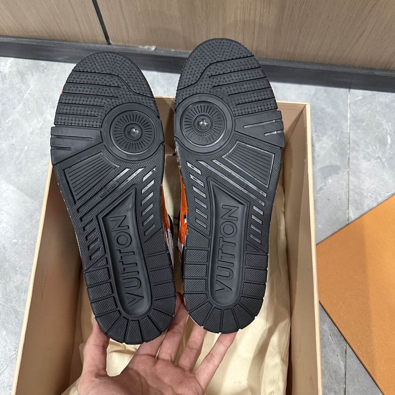 Louis Vuitton Louis Vuitton Artist Collaboration Painted Low-Top Sneakers 0079 Size US 8 / EU 41 - 4 Thumbnail