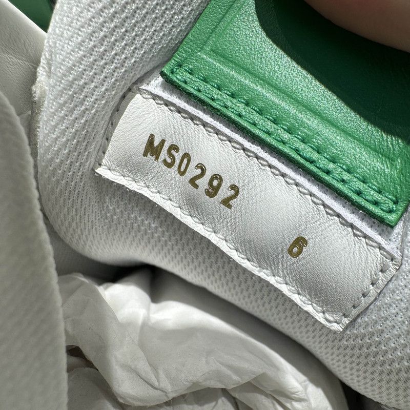 Louis Vuitton Louis Vuitton Trainer Green and White Fashion Sneakers 0079 Size US 7.5 / EU 40-41 - 5 Thumbnail
