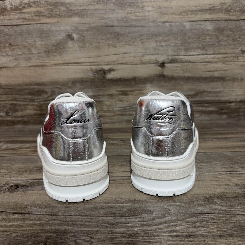Louis Vuitton Louis Vuitton Metallic Low Top Sneakers for Men 0079 Size US 10.5 / EU 43-44 - 3 Thumbnail