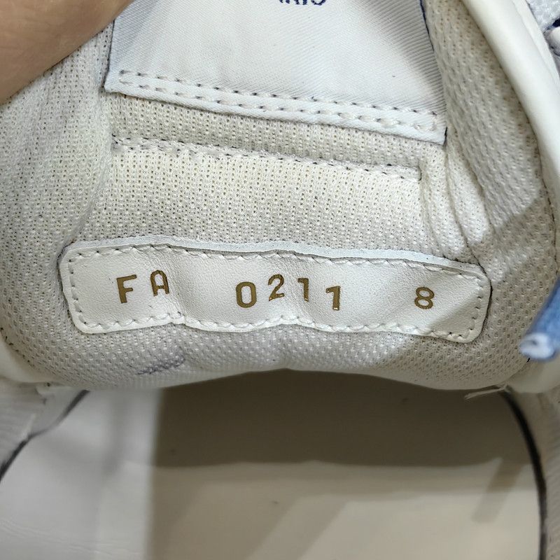 Louis Vuitton Louis Vuitton Ollie Sports Sneakers in Blue 0079 Size US 9 / EU 42 - 5 Thumbnail