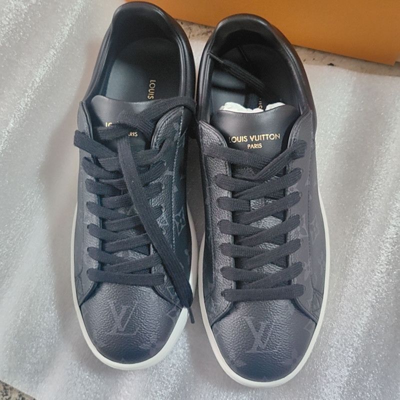 Louis Vuitton Louis Vuitton Black Gray Low-Top Fashion Sneakers 0079 Size US 8.5 / EU 41-42 - 2 Thumbnail