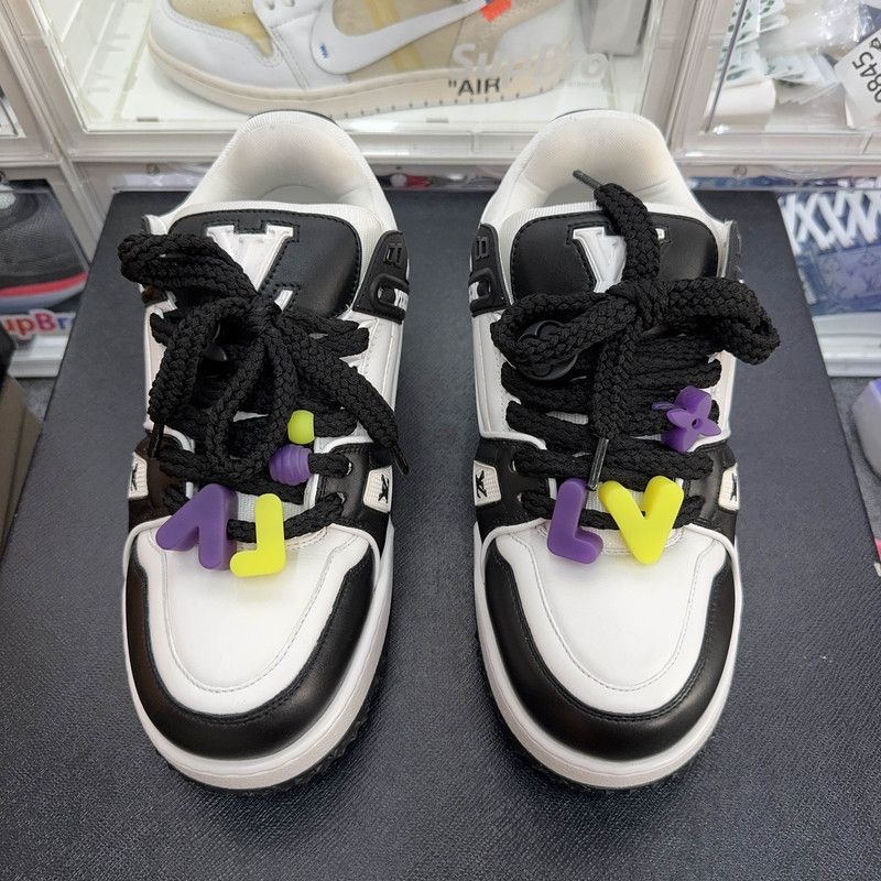 Louis Vuitton Louis Vuitton Trainer Maxi Low Top Sneakers 0079 Size US 8 / EU 41 - 2 Thumbnail