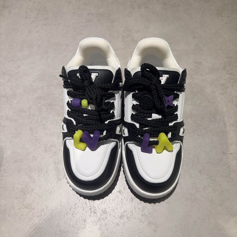 Louis Vuitton Louis Vuitton Trainer Maxi Low Top Sneakers 0079 Size US 9.5 / EU 42-43 - 2 Thumbnail