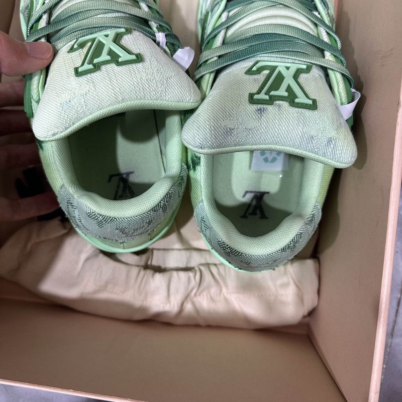Louis Vuitton Louis Vuitton Green Gradient Trainer Sneakers 0079 Size US 8.5 / EU 41-42 - 8 Thumbnail