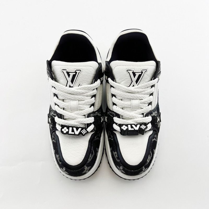 Louis Vuitton Louis Vuitton Trainer Maxi Low-Top Sneakers 0079 Size US 8 / EU 41 - 2 Thumbnail