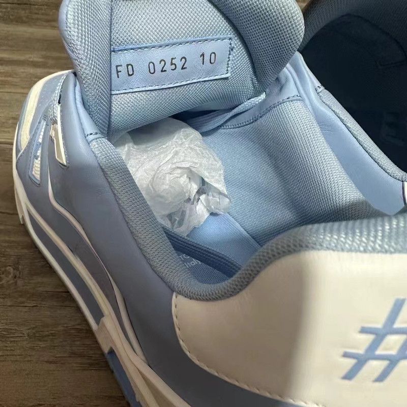 Louis Vuitton Louis Vuitton Trainer Low-top Sneakers in Blue 0079 Size US 10.5 / EU 43-44 - 5 Thumbnail