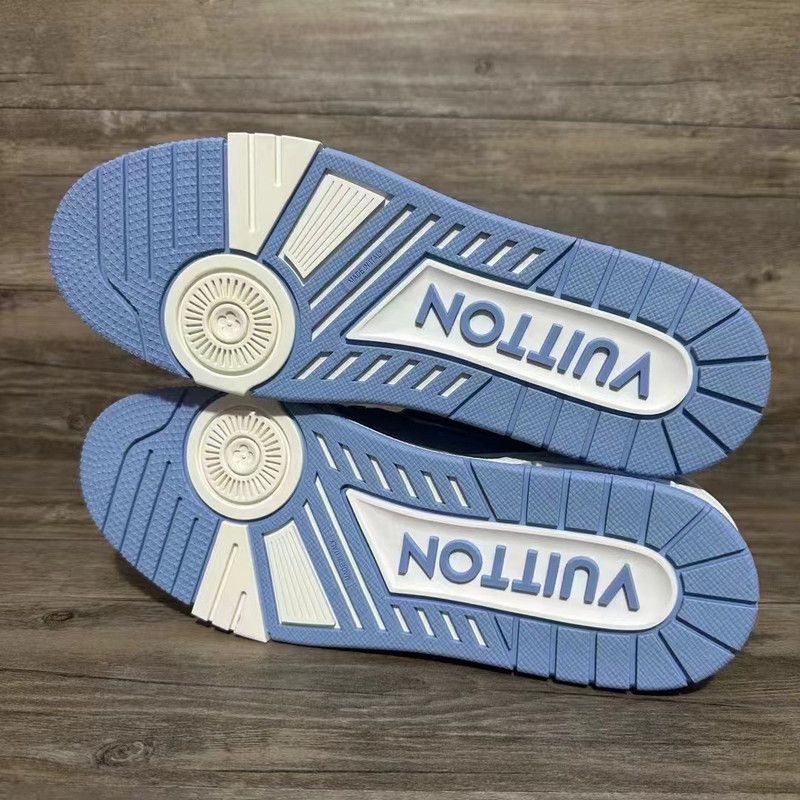 Louis Vuitton Louis Vuitton Trainer Low-top Sneakers in Blue 0079 Size US 10.5 / EU 43-44 - 4 Thumbnail