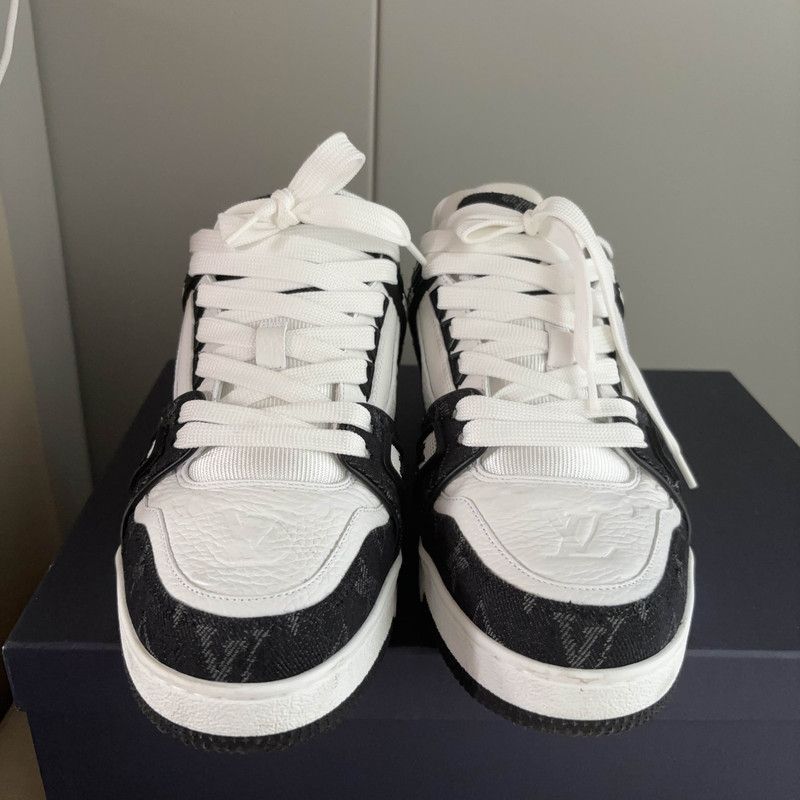 Louis Vuitton Louis Vuitton Trainer Panda Print Low-Top Sneakers 0079 Size US 9 / EU 42 - 2 Thumbnail