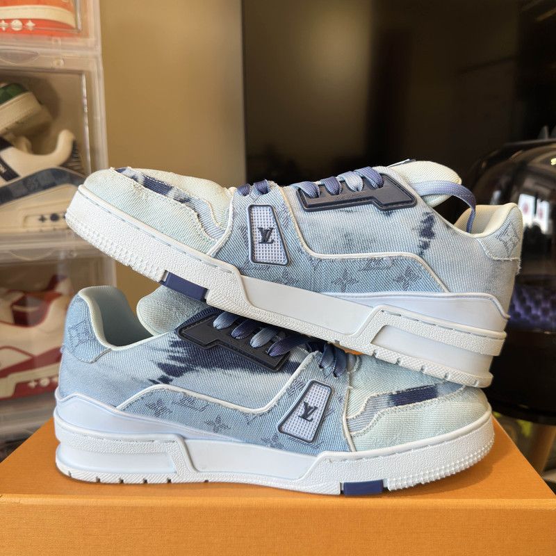 Louis Vuitton Louis Vuitton Blue Trainer Lace-Up Sneakers 0079 Size US 8 / EU 41 - 9 Thumbnail