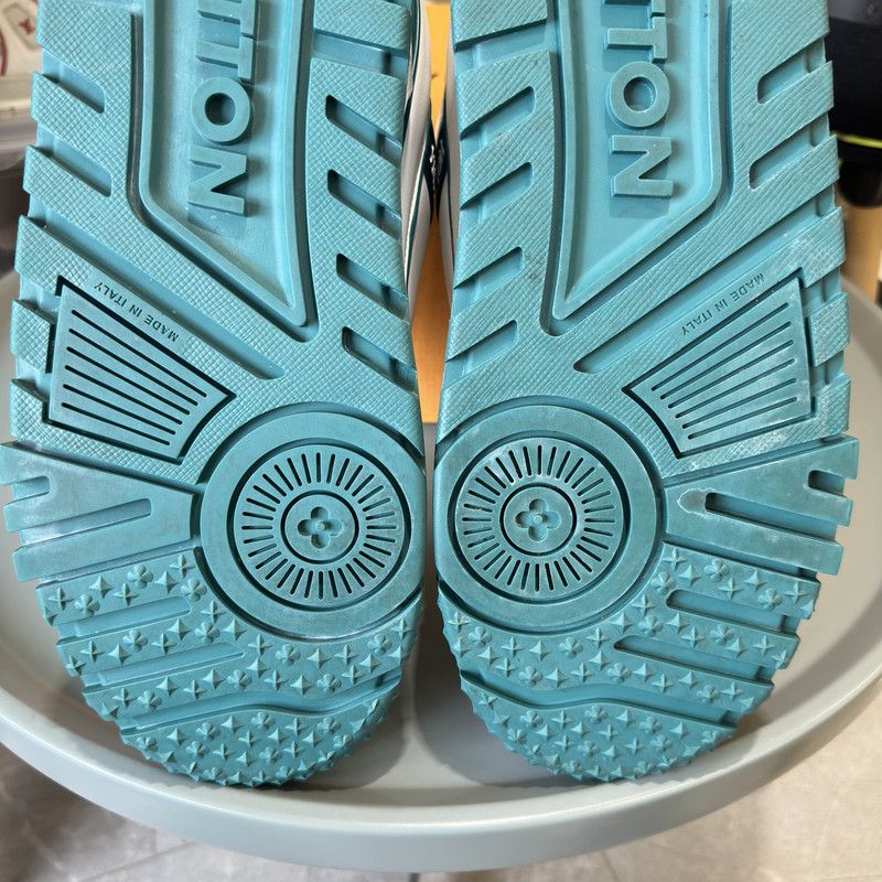 Louis Vuitton Louis Vuitton Trainer Maxi Sneakers with Teal Accents 0079 Size US 11 / EU 44 - 6 Thumbnail