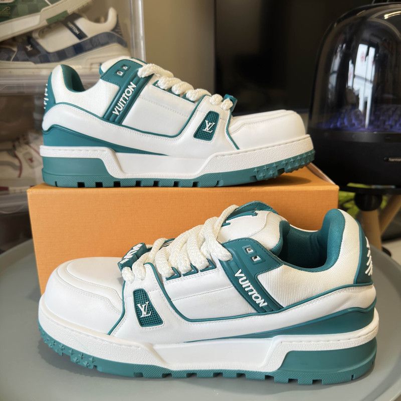Louis Vuitton Louis Vuitton Trainer Maxi Sneakers with Teal Accents 0079 Size US 11 / EU 44 - 9 Thumbnail