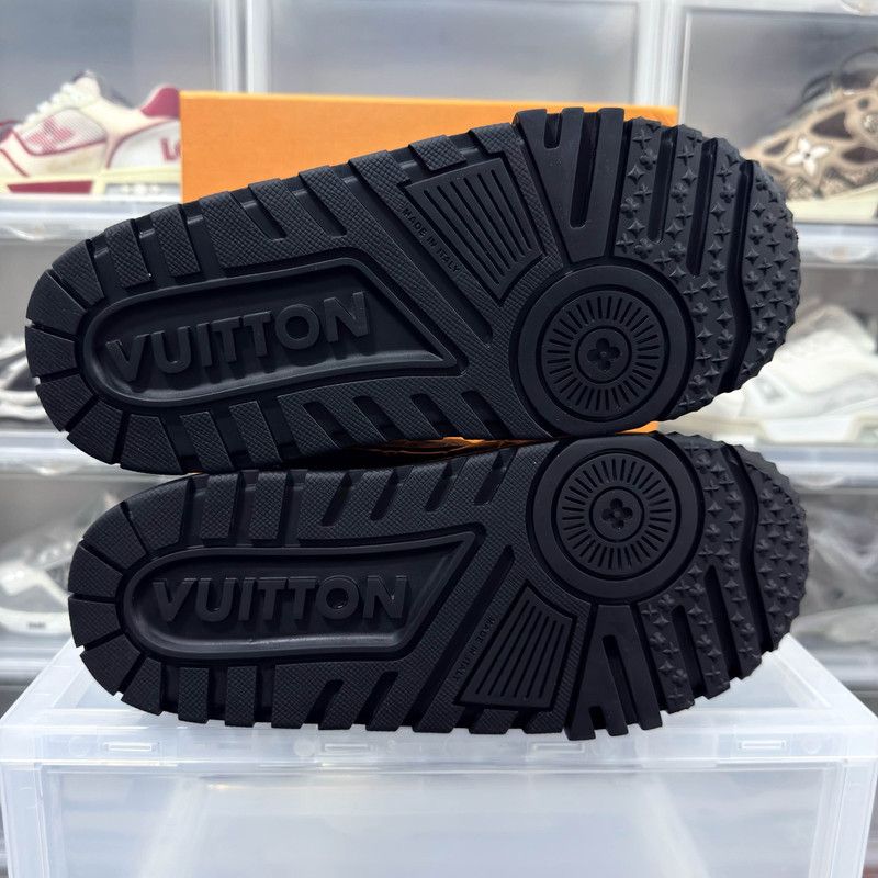 Louis Vuitton Louis Vuitton Trainer Maxi Leather Low-Top Sneakers 0079 Size US 9.5 / EU 42-43 - 4 Thumbnail
