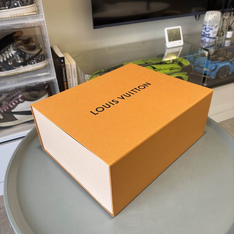 Louis Vuitton Louis Vuitton Trainer Low-top Sneakers in White and Blue 0079 Size US 8.5 / EU 41-42 - 6 Thumbnail