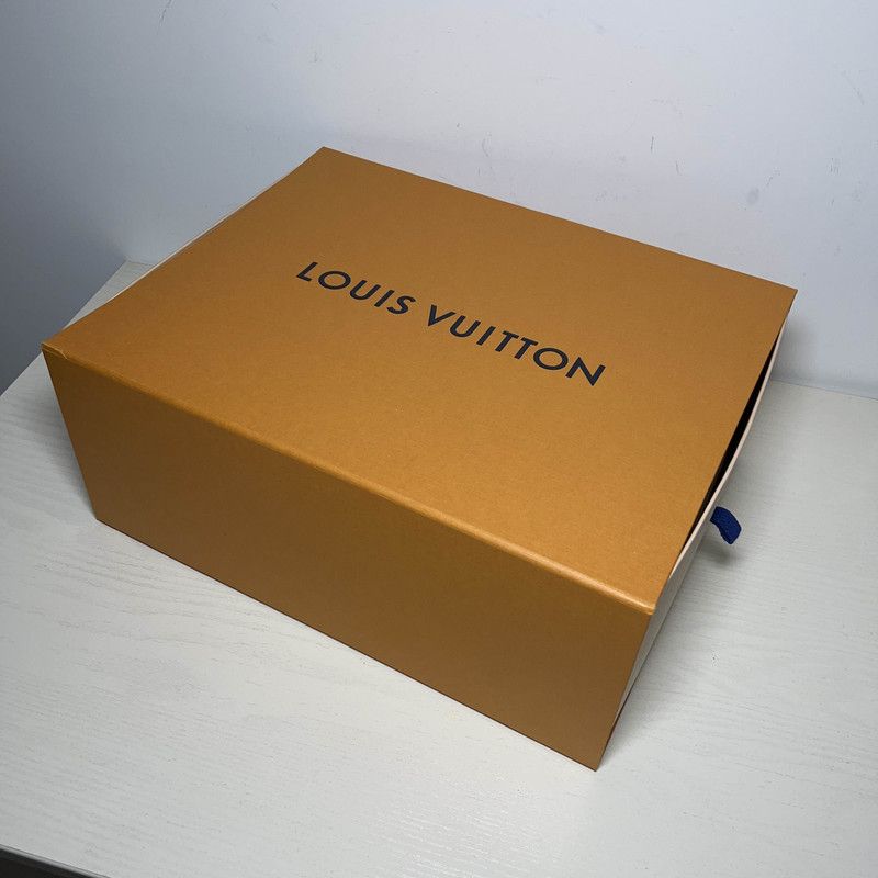 Louis Vuitton Louis Vuitton Blue and White Trainer Sneakers 0079 Size US 8.5 / EU 41-42 - 6 Thumbnail