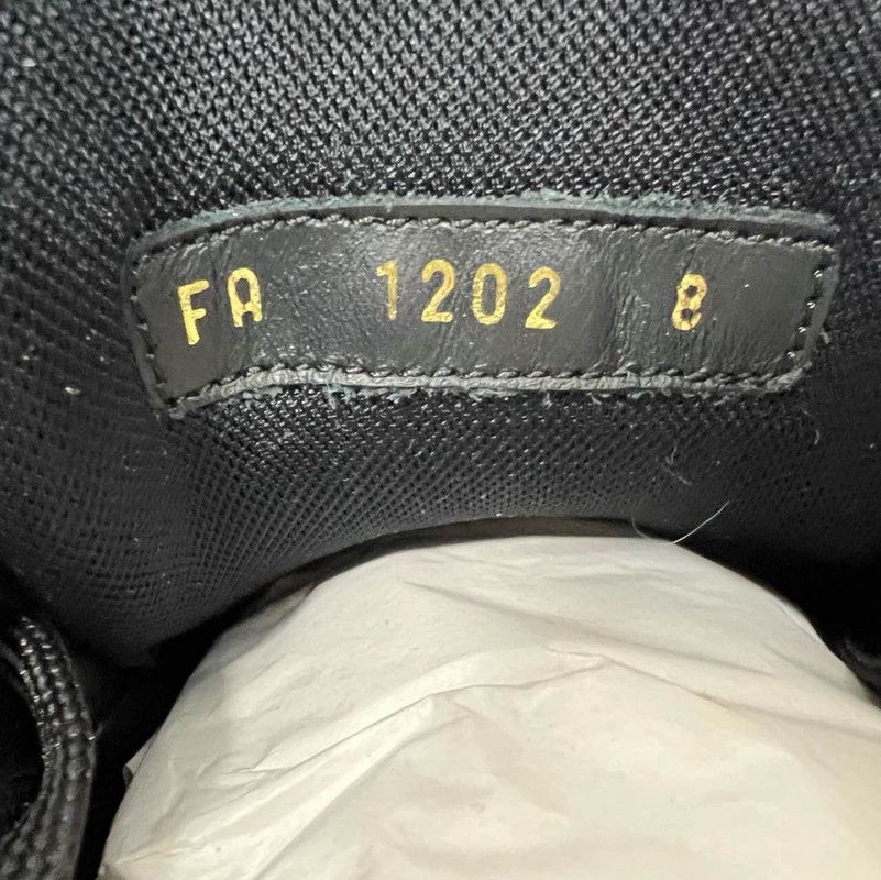 Louis Vuitton Louis Vuitton Trainer Low Top Sneakers in Black and White 0079 Size US 8.5 / EU 41-42 - 5 Thumbnail