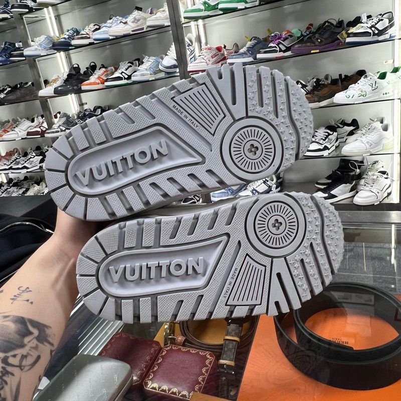 Louis Vuitton Louis Vuitton Trainer Maxi Low-Top Sneakers 0079 Size US 5.5 / EU 38 - 4 Thumbnail