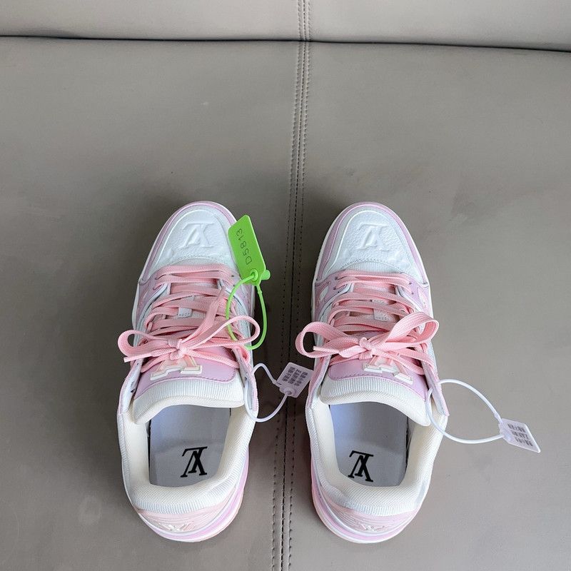 Louis Vuitton Louis Vuitton Trainer Stylish Low Top Sneakers 0079 Size US 7.5 / EU 40-41 - 4 Thumbnail