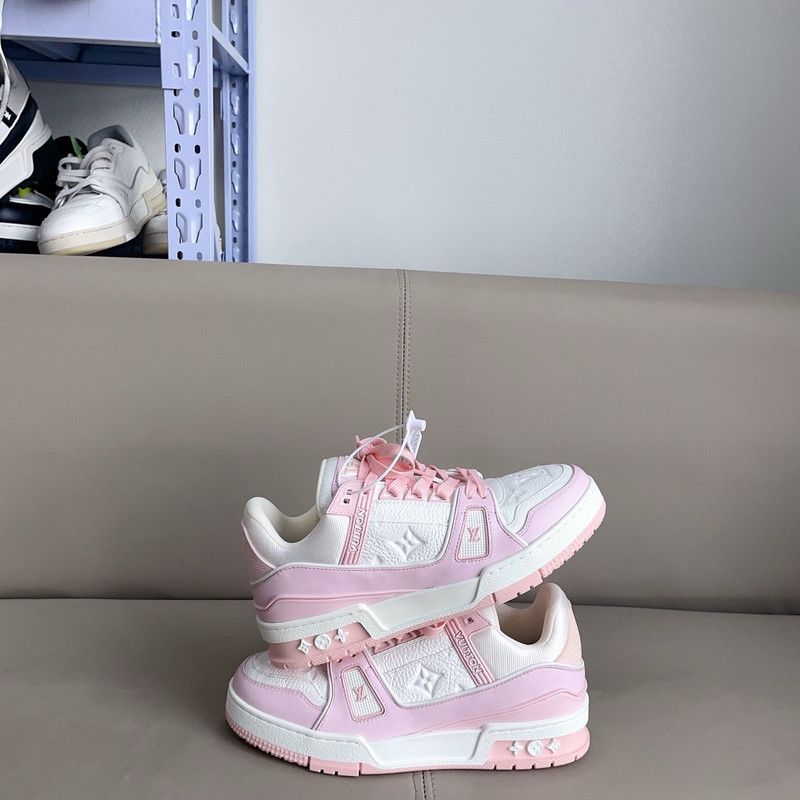 Louis Vuitton Louis Vuitton Trainer Stylish Low Top Sneakers 0079 Size US 7.5 / EU 40-41 - 6 Thumbnail