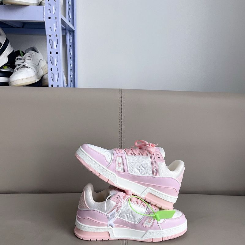 Louis Vuitton Louis Vuitton Trainer Stylish Low Top Sneakers 0079 Size US 7.5 / EU 40-41 - 5 Thumbnail