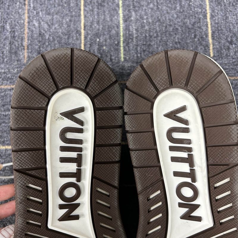 Louis Vuitton Tyler x Louis Vuitton Low-Top Sneakers 0079 Size US 8.5 / EU 41-42 - 6 Thumbnail
