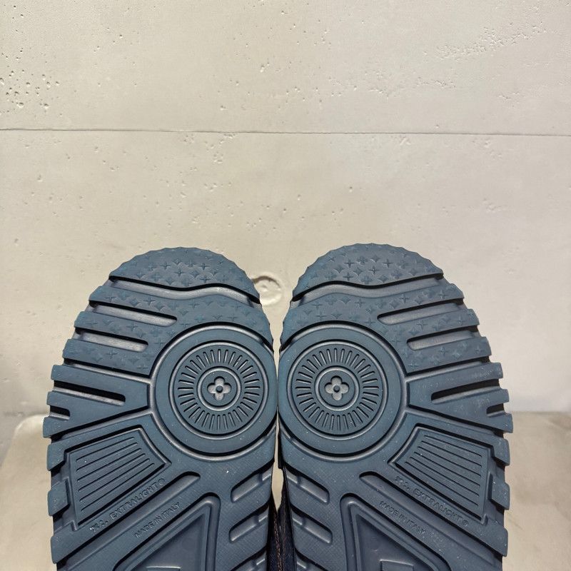 Louis Vuitton Louis Vuitton Trainer Maxi Denim Sneakers for All 0079 Size US 9 / EU 42 - 10 Thumbnail