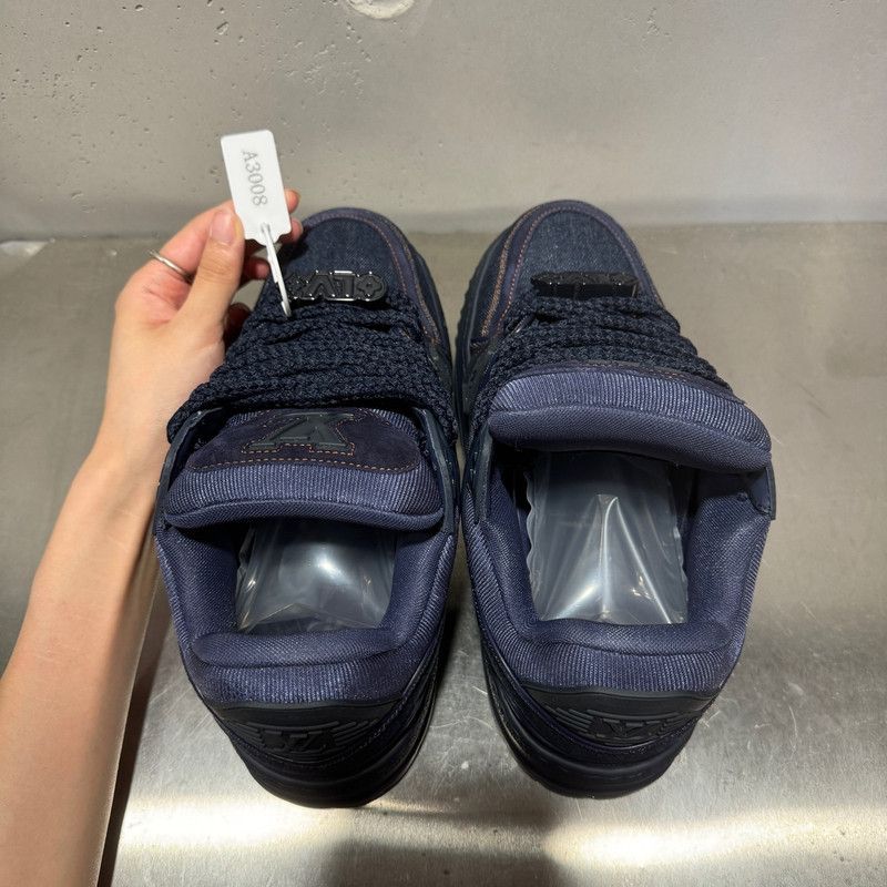 Louis Vuitton Louis Vuitton Trainer Maxi Denim Sneakers for All 0079 Size US 9 / EU 42 - 12 Thumbnail