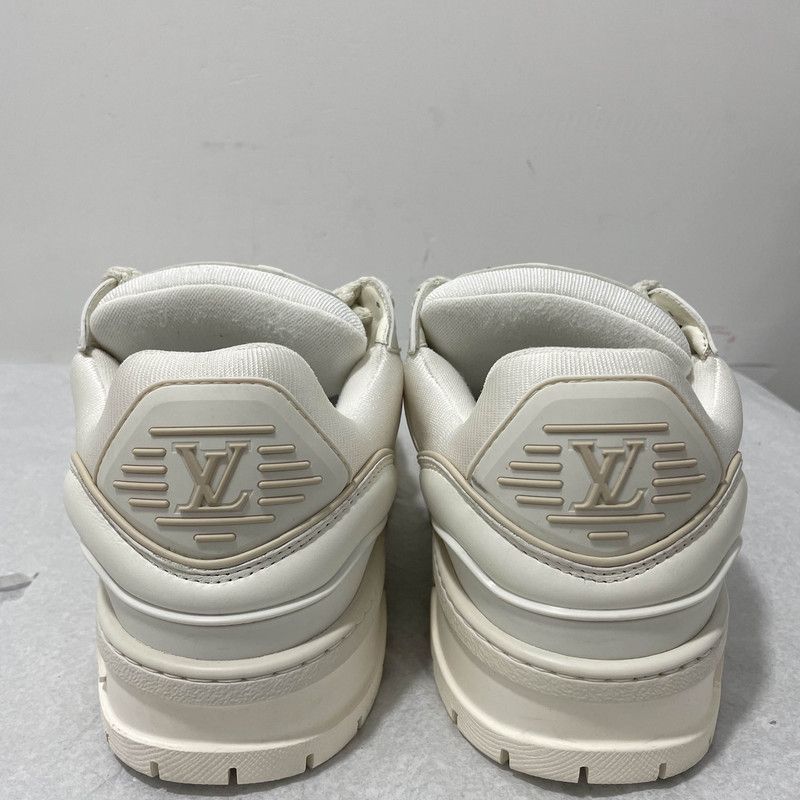 Louis Vuitton Louis Vuitton Trainer Maxi Low-Top Fashion Sneakers 0079 Size US 10.5 / EU 43-44 - 3 Thumbnail