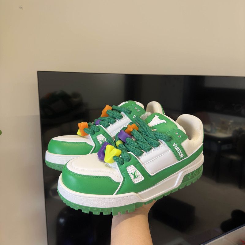 Louis Vuitton Louis Vuitton Trainer Maxi Low-top Sneakers in Green 0079 Size US 10.5 / EU 43-44 - 11 Thumbnail