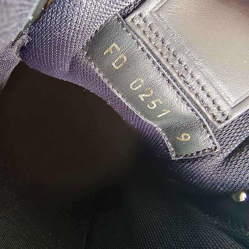 Louis Vuitton Louis Vuitton Trainer Casual Sneakers in Purple 0079 Size US 9.5 / EU 42-43 - 5 Thumbnail
