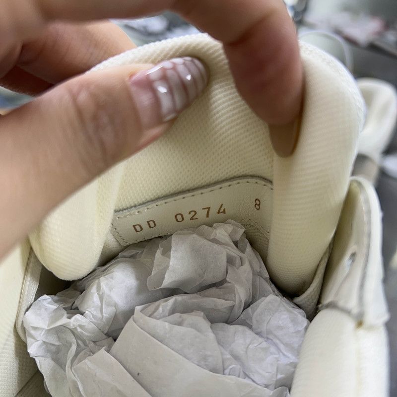 Louis Vuitton Louis Vuitton Limited Edition Trainer Low Sneakers 0079 Size US 9 / EU 42 - 5 Thumbnail