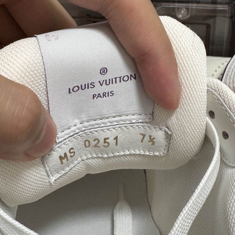 Louis Vuitton Louis Vuitton Trainer Fashion Sneakers for Men 0079 Size US 8 / EU 41 - 5 Thumbnail