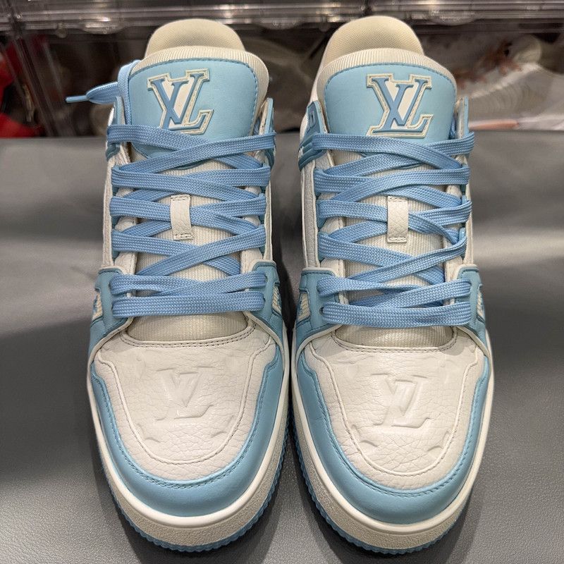 Louis Vuitton Louis Vuitton Blue and White Low-Top Sneakers 0079 Size US 9.5 / EU 42-43 - 2 Thumbnail
