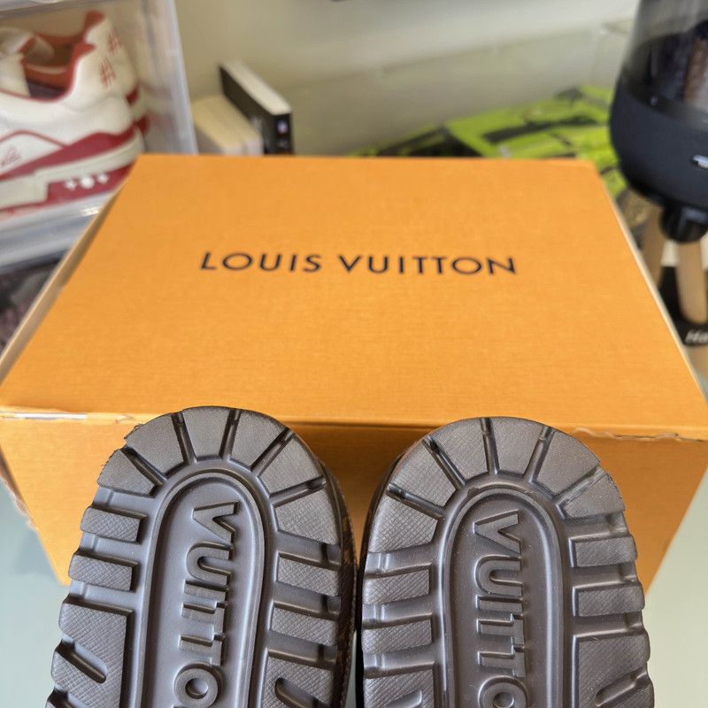 Louis Vuitton Louis Vuitton Trainer Maxi Low Top Sneakers 0079 Size US 6.5 / EU 39-40 - 8 Thumbnail