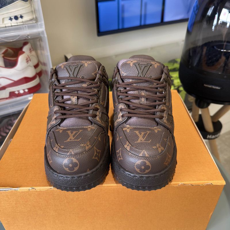 Louis Vuitton Louis Vuitton Trainer Maxi Low Top Sneakers 0079 Size US 6.5 / EU 39-40 - 2 Thumbnail
