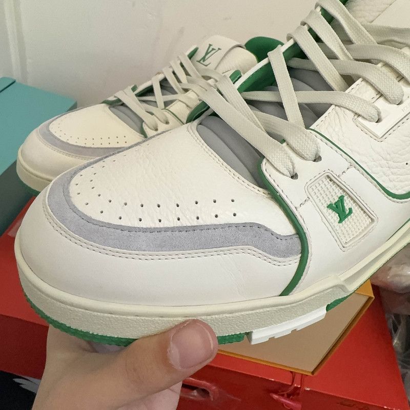 Louis Vuitton Louis Vuitton Trainer #54 Low-Top Fashion Sneakers 0079 Size US 10.5 / EU 43-44 - 7 Thumbnail
