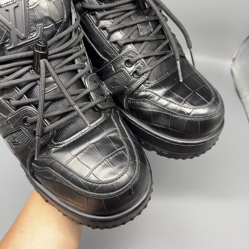 Louis Vuitton Louis Vuitton Trainer Maxi Black Sneakers 0079 Size US 8 / EU 41 - 8 Thumbnail