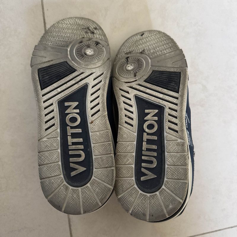 Louis Vuitton Louis Vuitton Trainer Low-Top Sneakers in White and Blue 0079 Size US 8 / EU 41 - 4 Thumbnail