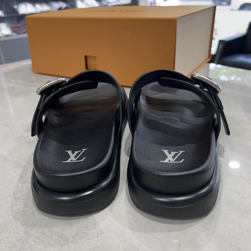 Louis Vuitton Louis Vuitton Black Leather Slide Sandals for Men 0079 Size US 7.5 / EU 40-41 - 3 Thumbnail