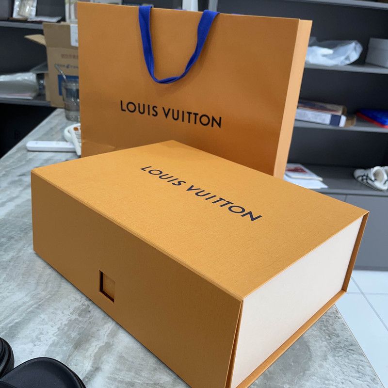 Louis Vuitton Louis Vuitton Black Leather Slide Sandals for Men 0079 Size US 7.5 / EU 40-41 - 6 Thumbnail